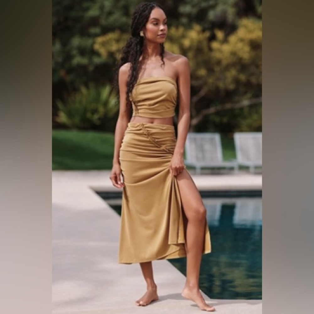 Anthropologie | The Gabbie Ruched Midi Skirt by Celandine | Large | NWT